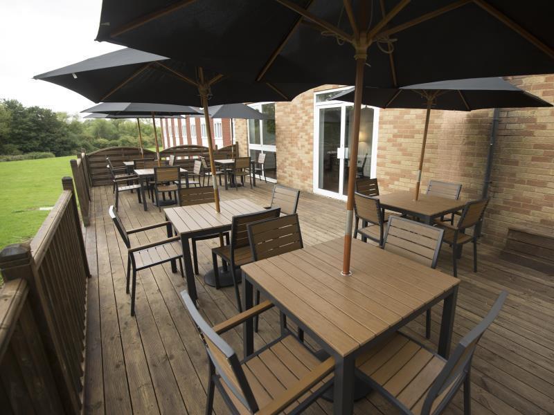Ramada Milton Keynes Ξενοδοχείο Εξωτερικό φωτογραφία