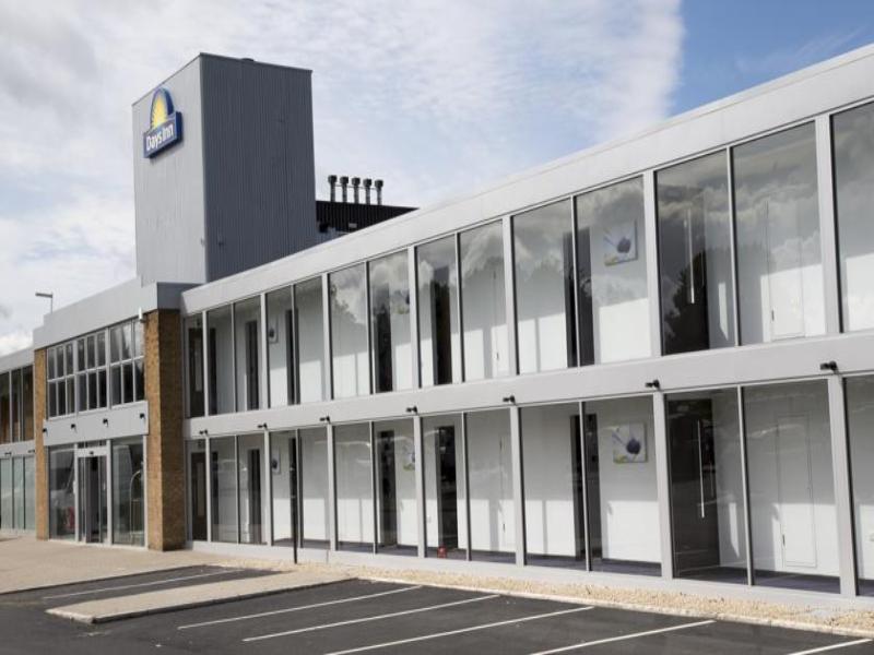 Ramada Milton Keynes Ξενοδοχείο Εξωτερικό φωτογραφία